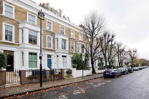 Exterior - A Joyful Abode, by Veeve (London)