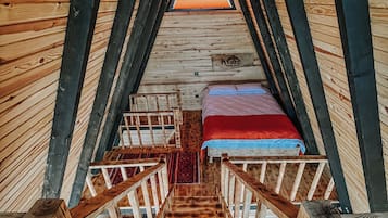 Laptop workspace, free WiFi