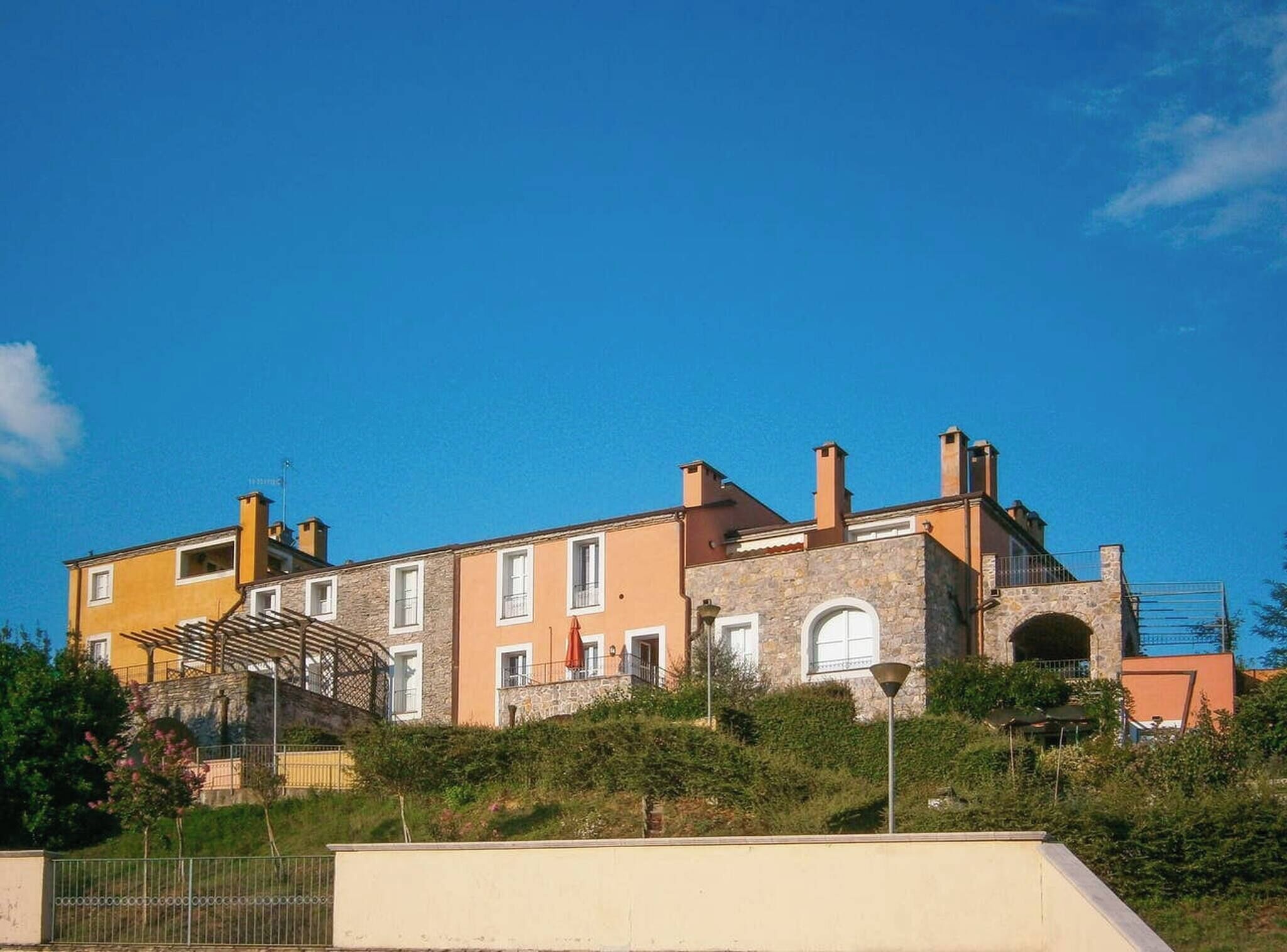 Rumah, 1 kamar tidur, balkon, pemandangan kebun | Eksterior