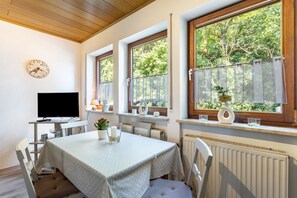 Dining - Lisa Apartment in the Nature Village of Dreislar (Medebach-Dreislar)
