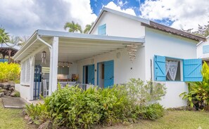 Exterior - Villa Fleurs d'Air on leeward coast, Leroux beach 150m, DESHAIES, GUADELOUPE (Deshaies)