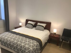 Fer et planche à repasser, Wi-Fi