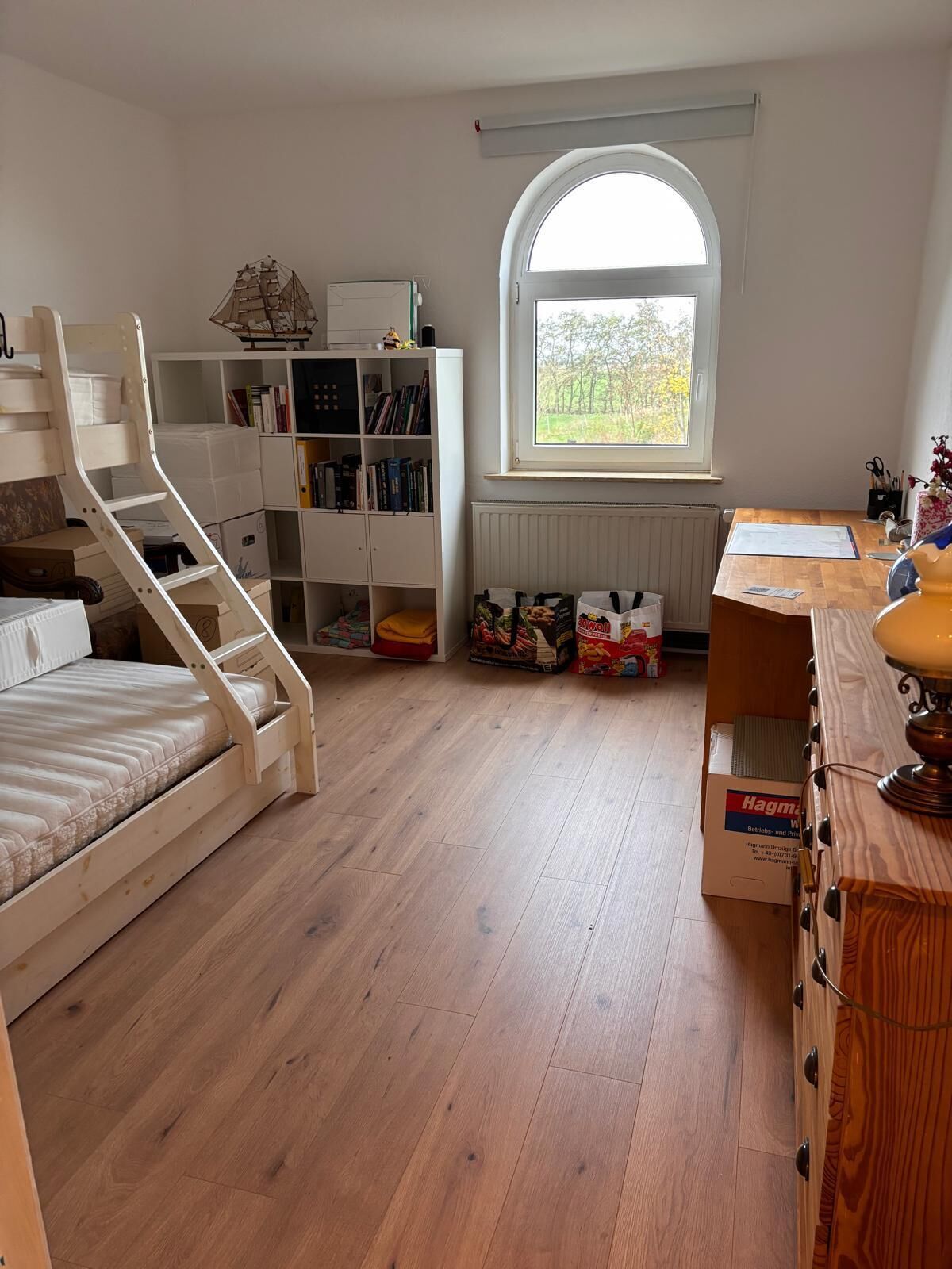 Bügeleisen/Bügelbrett, Internetzugang, Bettwäsche