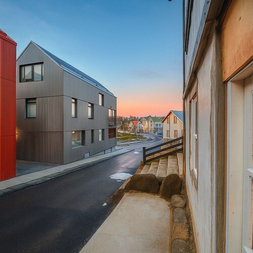 Cosy First Floor Apt near Harbour & Cafes