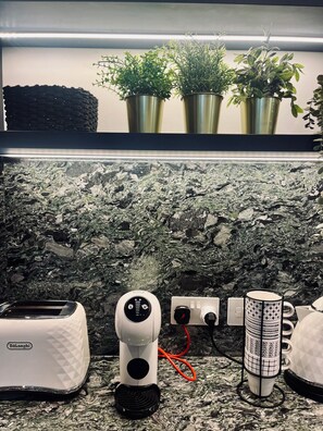 Kaffe og/eller kaffemaskin