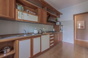 Fridge, microwave, dishwasher, toaster