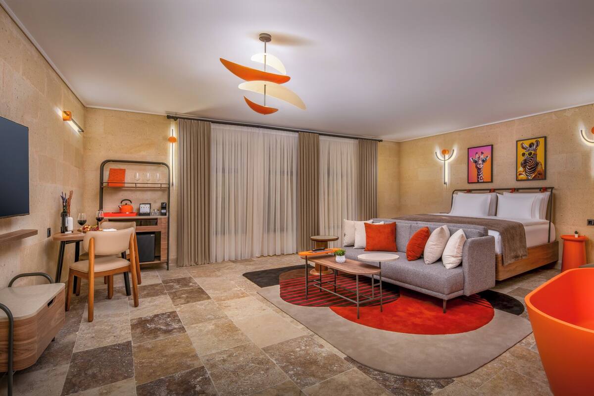 Premium Double Room | Premium bedding, minibar, in-room safe, desk