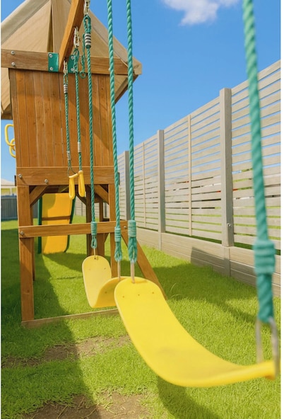 Bright Family Retreat - Quiet Caboolture Stay