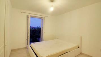 Apartment, 1 Bedroom, Balcony | 1 bedroom