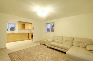 Apartamento, 1 quarto, sacada | Sala de estar