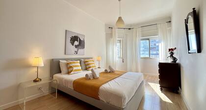 Quarteira Central 3 by Homing