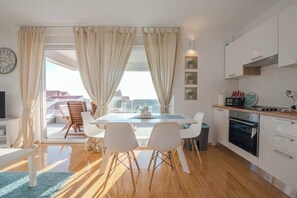 Private kitchen - Blue sky apartment (Novalja)