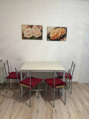 Dining - Colosseum Suite Cozy little apartment in the heart of Rome (Roma)