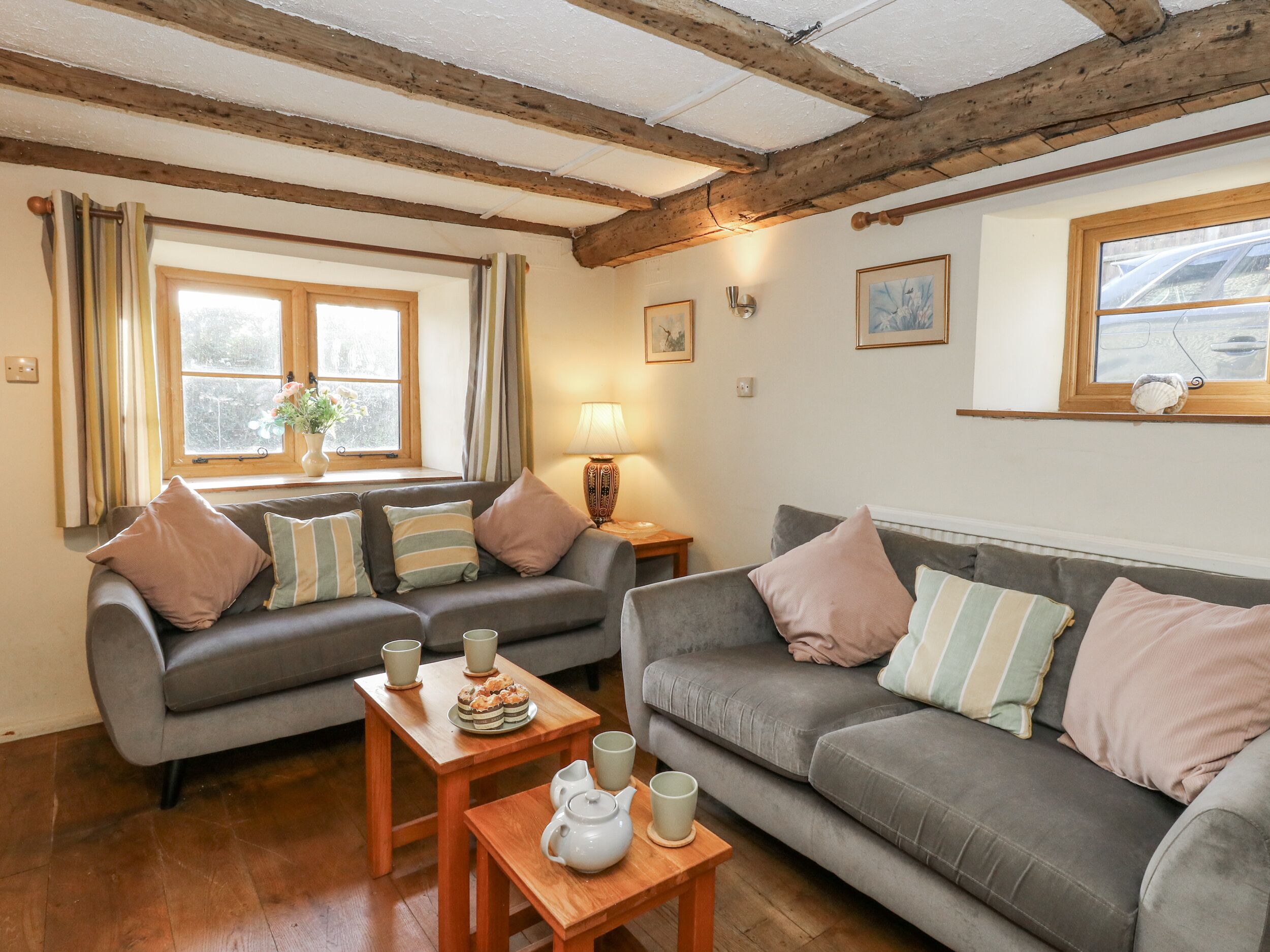 คอทเทจ | บริเวณนั่งเล่น