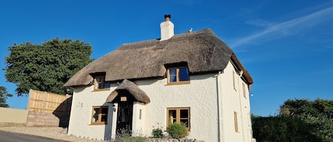 Cottage | Front of property