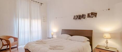 Een strijkplank/strijkijzer