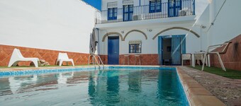 Country House 'El Rincón Del Comendador' with Shared Terrace, Wi-Fi and Air Conditioning