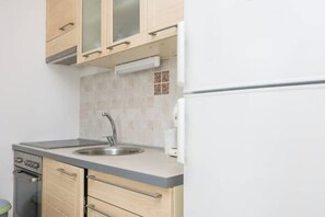 Private kitchen - Rogina 1 apartment (Novalja)