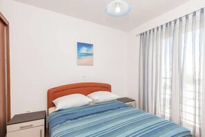 Iron/ironing board, WiFi, bed sheets - Rogina 1 apartment (Novalja)