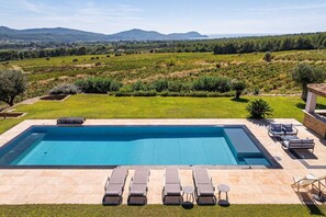 A heated pool - VILLA MAREMA LA CADIERE (La Cadière-d´Azur)