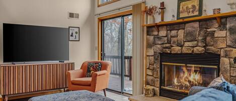 TV, fireplace