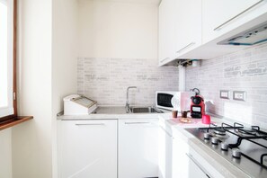 Lejlighed - søudsigt | Premium-sengetøj, dundyner, strygejern/strygebræt