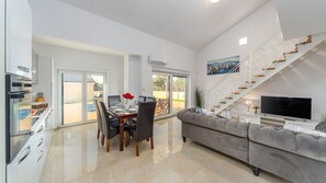 TV - Villa Shaula 2 by Villas Guide (Sibenik)