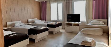 Felles sovesal – basic, kun for kvinner, rengjøring | Wi-fi (inkludert)