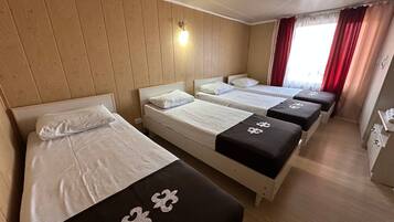 Felles sovesal – basic, kun for menn, rengjøring | Wi-fi (inkludert)