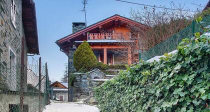 Chalet Bellavista – Balcony House with Mountain View, Balcony and Wi-Fi