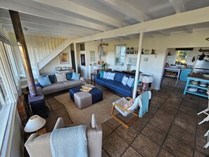 Fireplace, DVD player, books, stereo