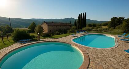 Apartment in farmhouse with swimming pool in the Tuscan countryside