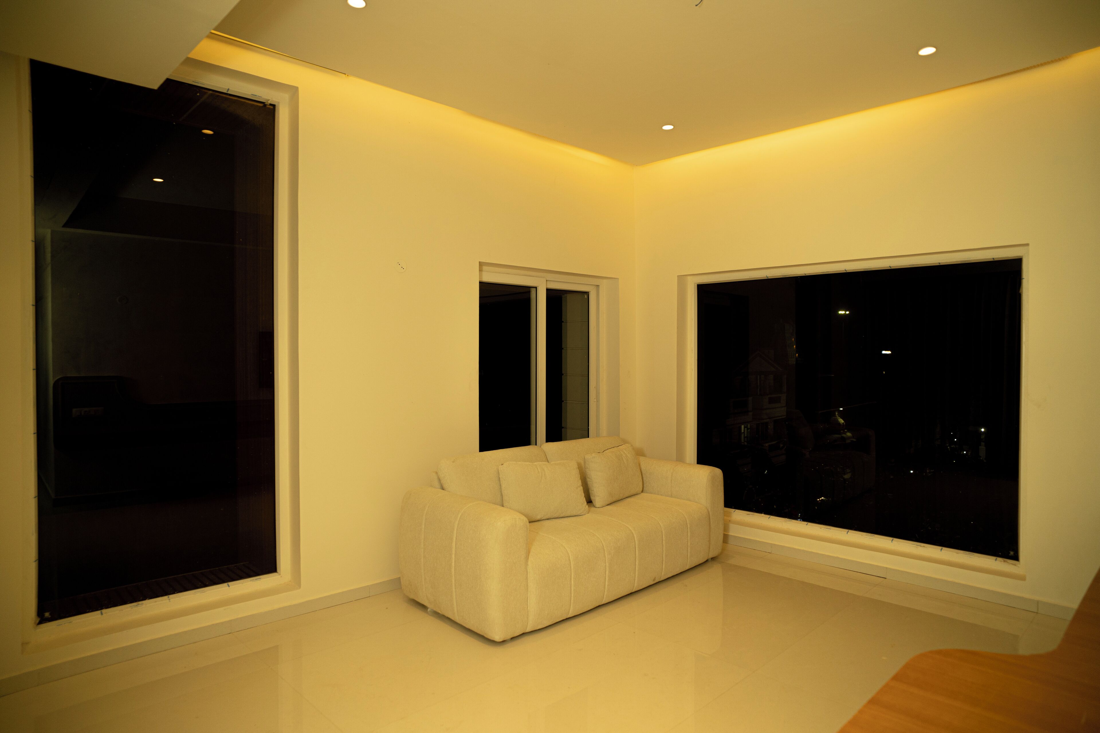 시그니처 스튜디오 | 책상, 노트북 작업 공간, 방음 설비, 다리미/다리미판