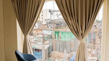 Executive Room, Balcony | City view
