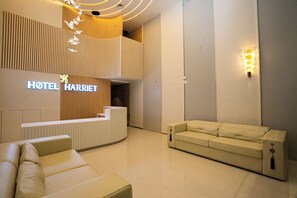 숙박 시설 정면