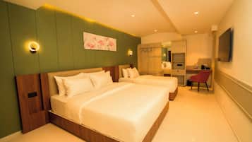 Family Room | Egyptian cotton sheets, premium bedding, memory foam beds, desk