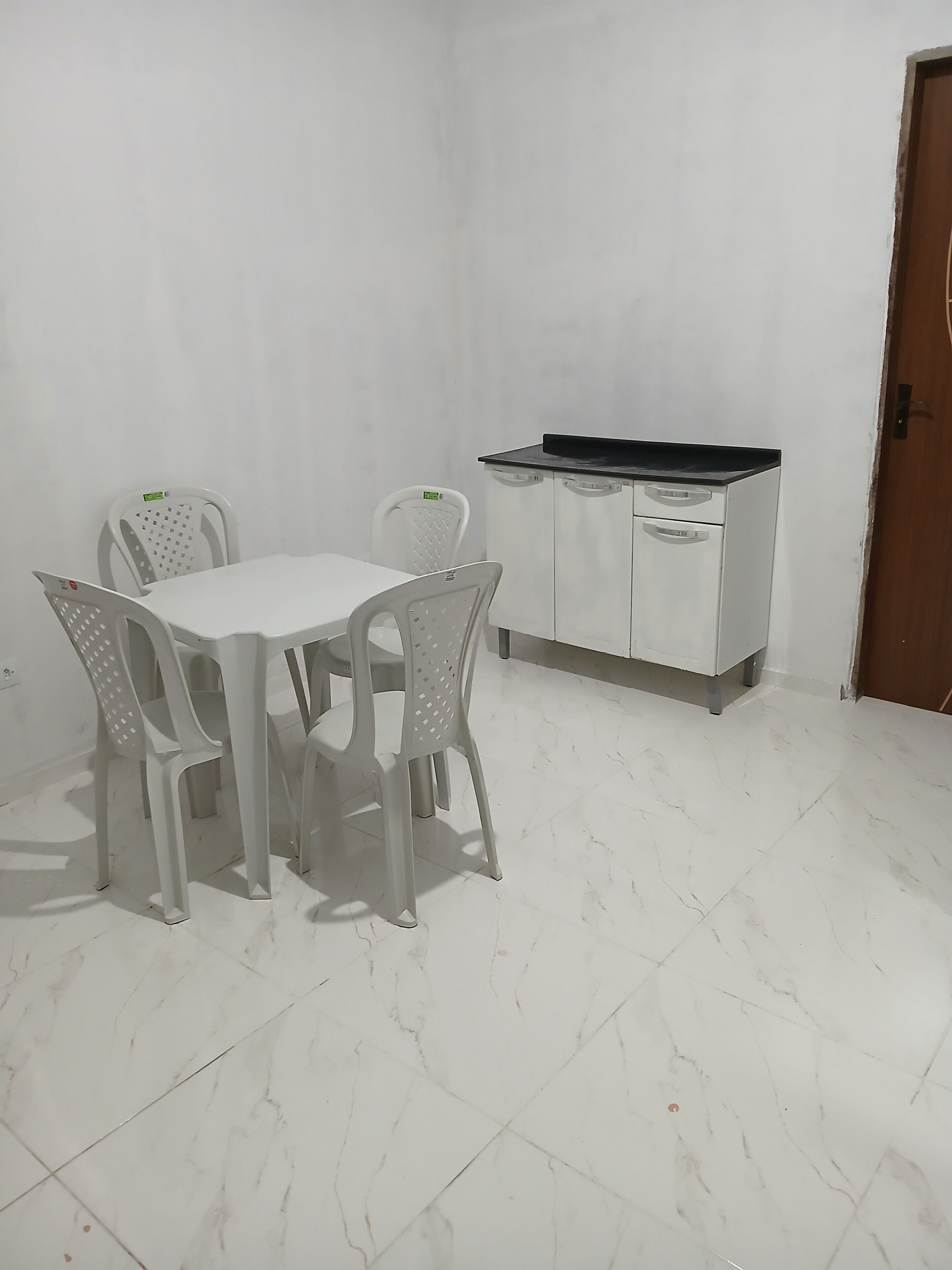 基础公寓, 外廊, 城市景观 | 私人厨房