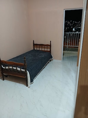 Perushuoneisto, lanai, kaupunkinäköala | Ilmainen Wi-Fi