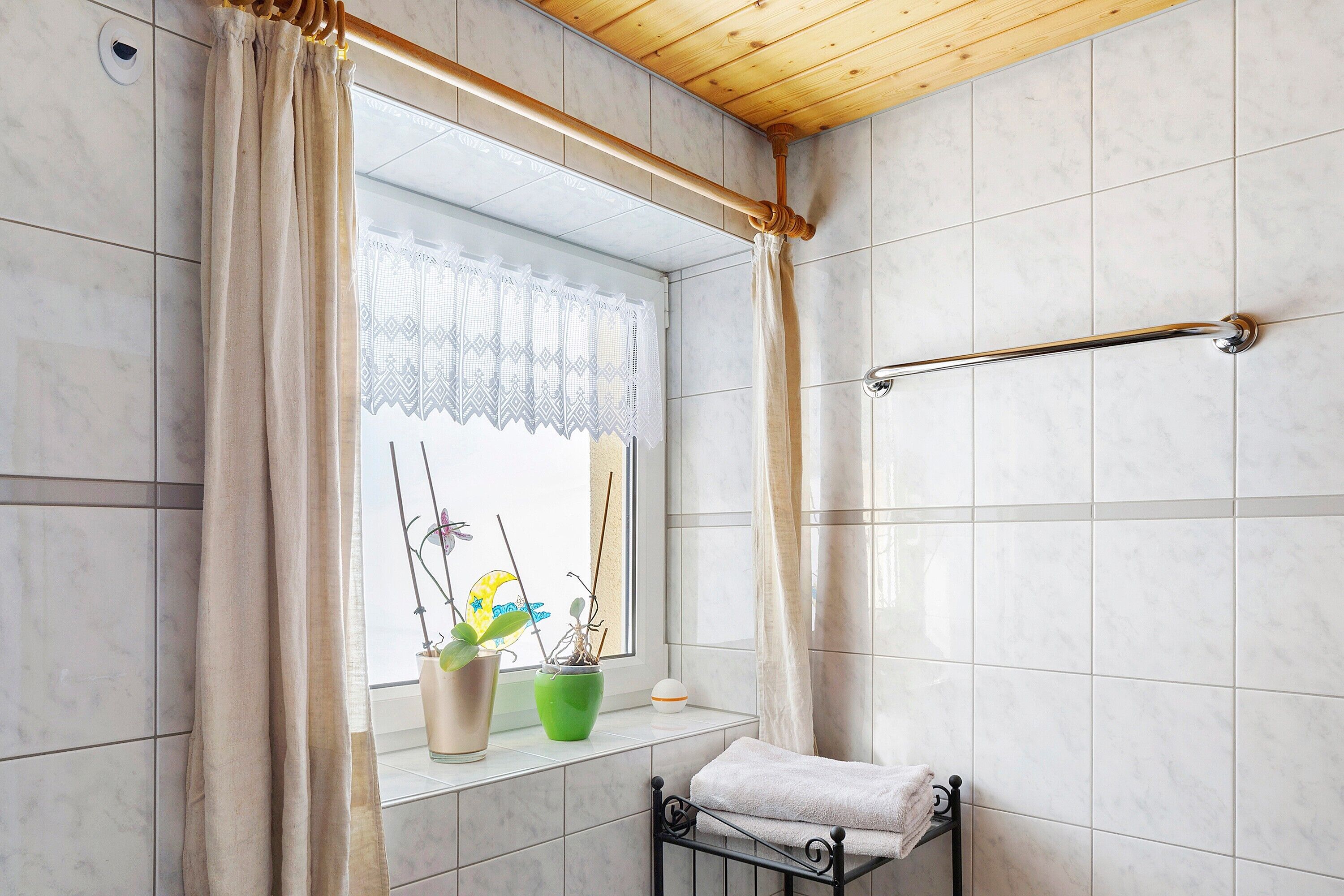 Douche, serviettes fournies