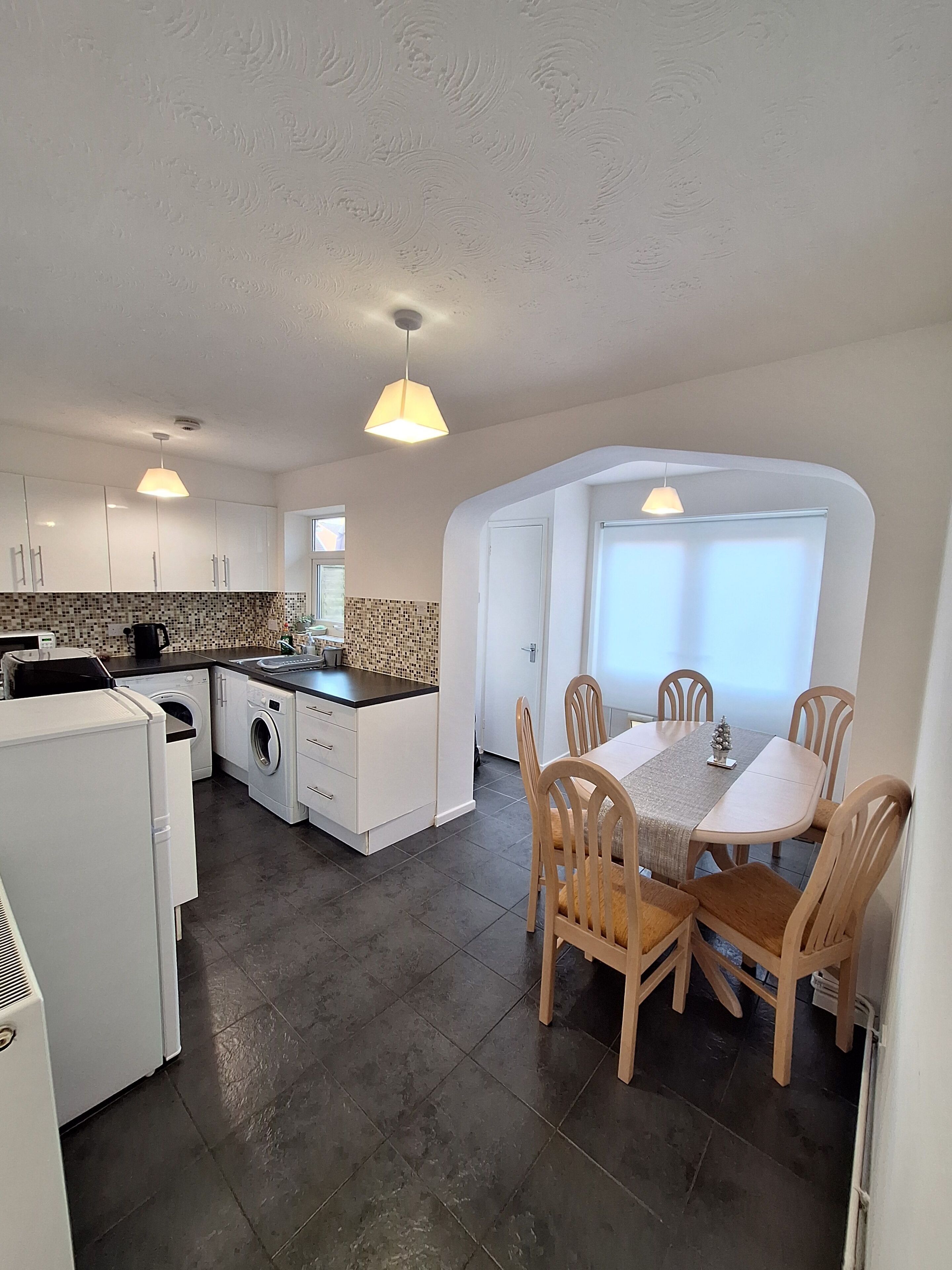 Huis, 2 slaapkamers, open haard | Interieur