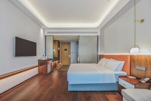 Superior Room, 1 King Bed | Free WiFi