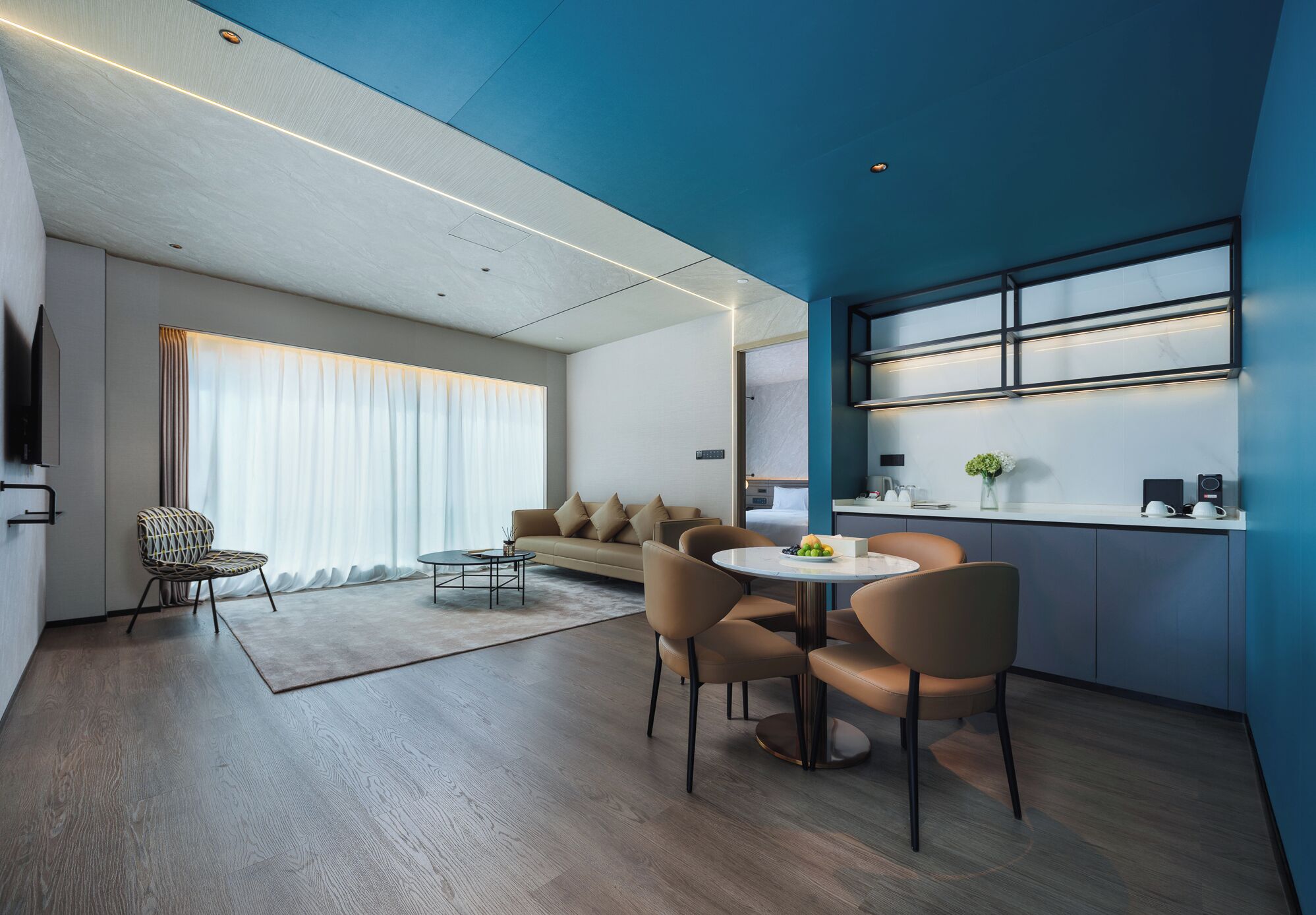 Executive Suite, 1 Bedroom | Premium bedding, down duvets, pillow-top beds, in-room safe