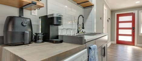 House (1 Bedroom) | Interior