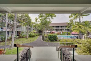 Interior - Walk to Waves! Islander's Escape on the Kona Coast (Kailua-Kona)
