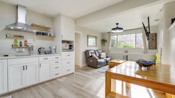 Apartment (1 Bedroom) | Interior