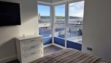 Cottage | 3 bedrooms, individually decorated, individually furnished, free WiFi