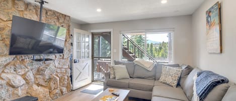 Apartment (3 Bedrooms) | Front of property