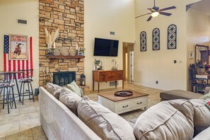 House (3 Bedrooms) | Interior - 4 Mi to Dtwn: The Crash Site Roswell Home! (Roswell)