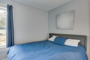 Apartment (0 Bedroom) | Interior