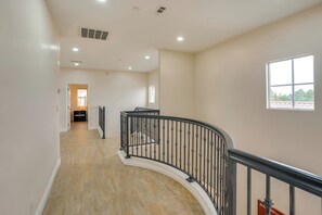 Interior - Explore the OC Coast! Midway City Home w/ Yard (Midway City)